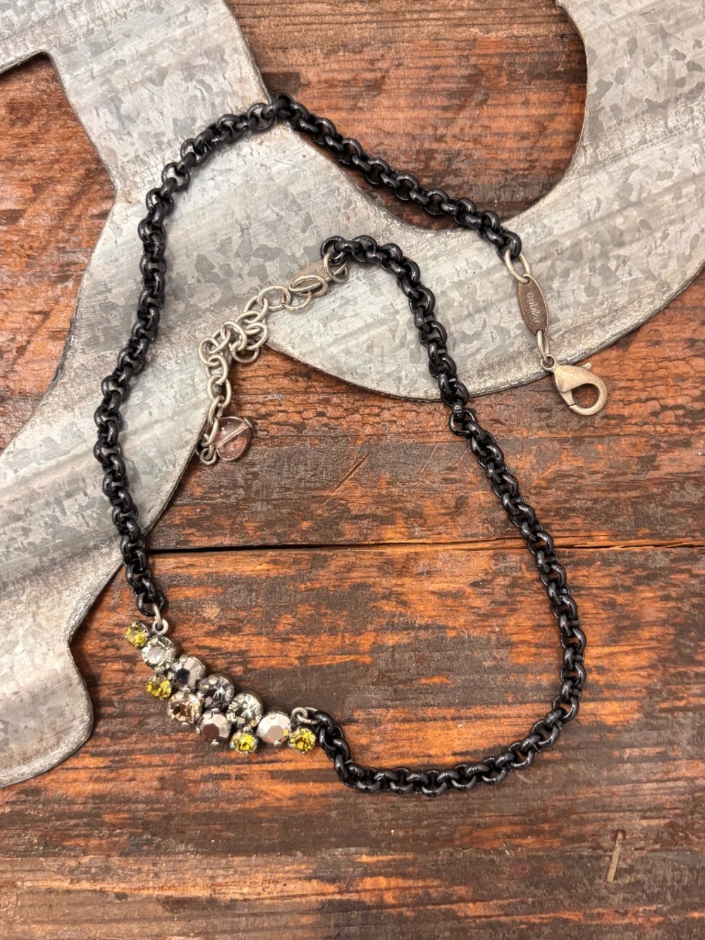 Sabika Fantasy Travel Necklace